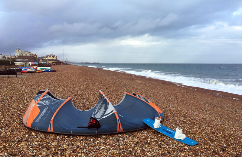 Cabrinha Switchblade na kitesurfingu Hove spot