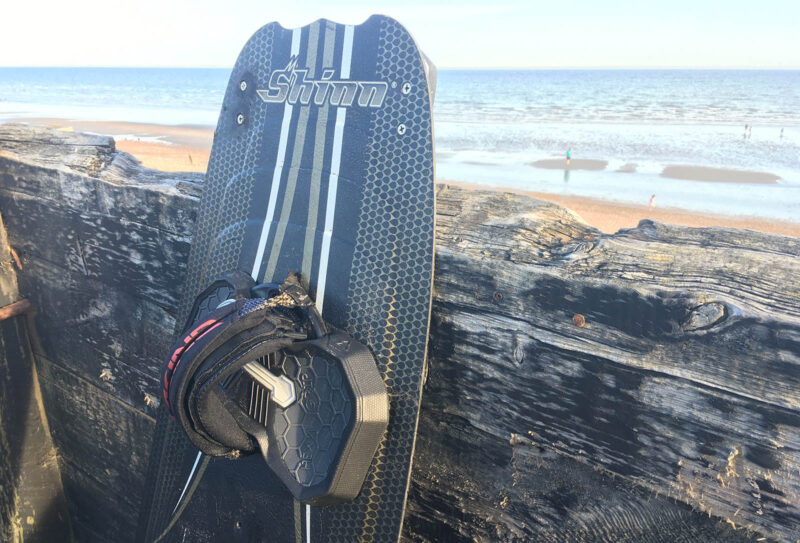 Bunotti kiteboard straps on the beach.