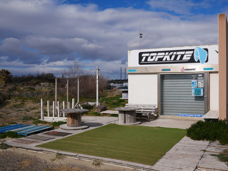 Topkite kitesurf -koulu Agden ulkopuolella.