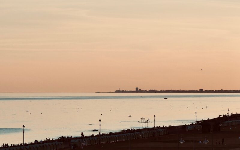 Zonsondergang boven Hove.