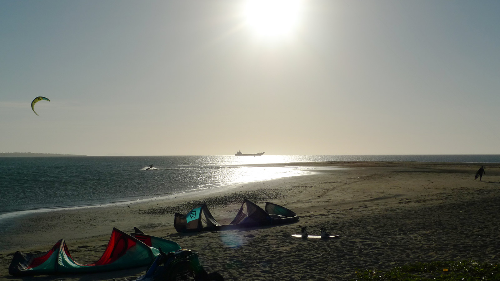Sunset session at Capusan kitesurfing beach, Cuyo.